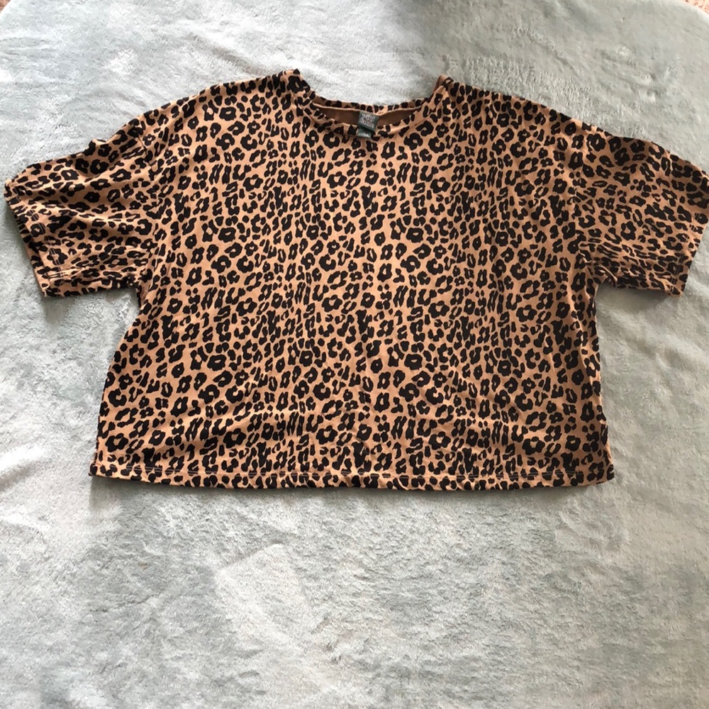 Crop cheetah blouse